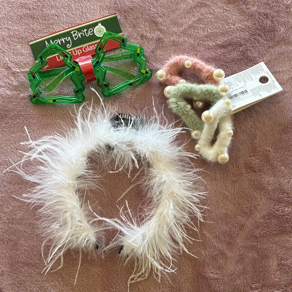 Forever 21 includes fluffy